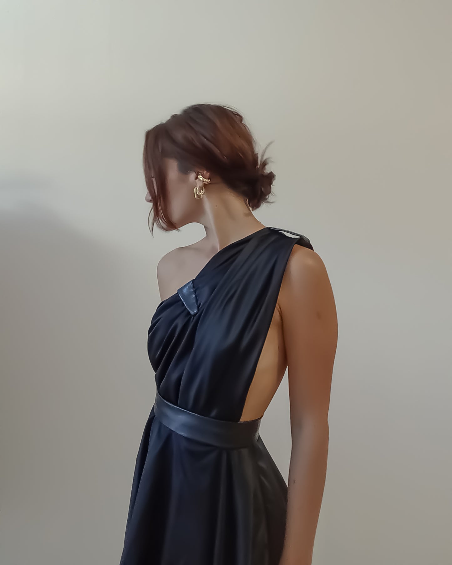 Abito Nero Drappeggiato